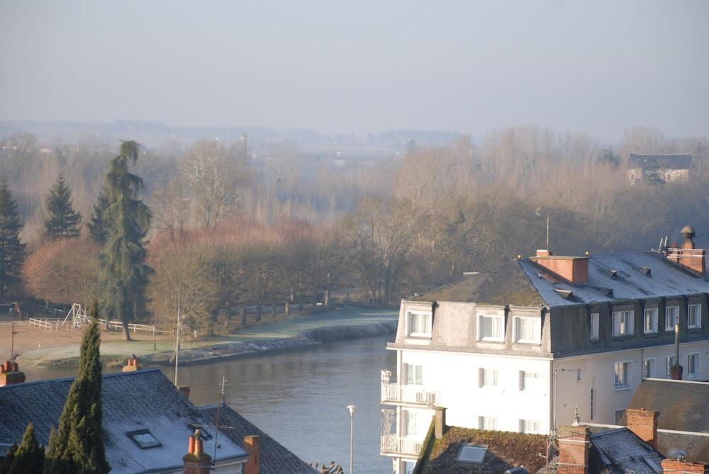 The Originals City, Hôtel Le Bellevue, Montrichard (Inter-Hotel) Exterior foto