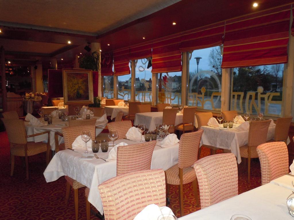 The Originals City, Hôtel Le Bellevue, Montrichard (Inter-Hotel) Exterior foto